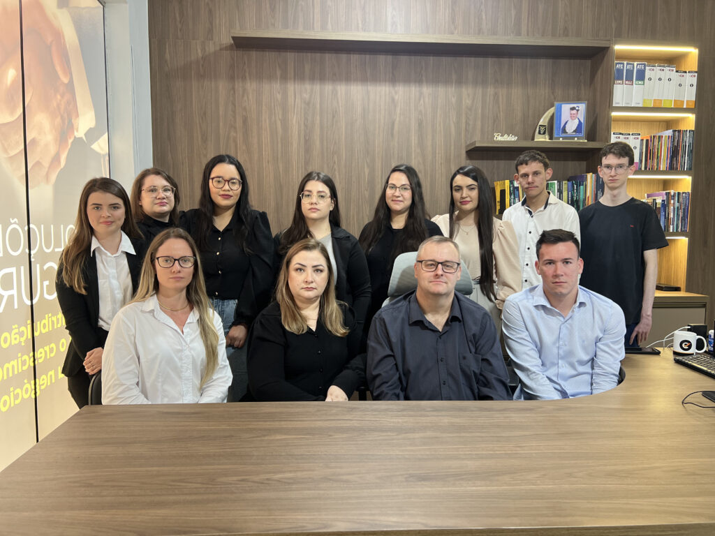 Equipe da CERTA Assessoria Empresarial em São Martinho RS — 20 anos de experiência contábil
