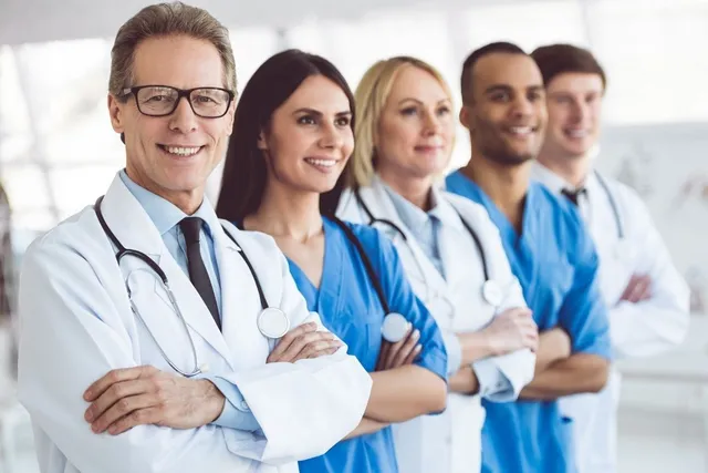 É Melhor ser médico CLT ou PJ em São Martinho RS?